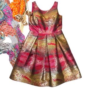 Like new Nicole Miller Multicolor Metallic Dress Size 10